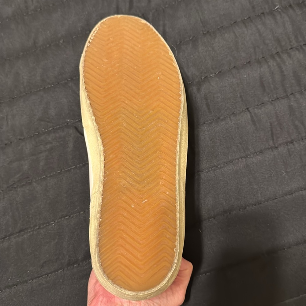 Golden Goose Tennis Shoes - Picture 5 of 5